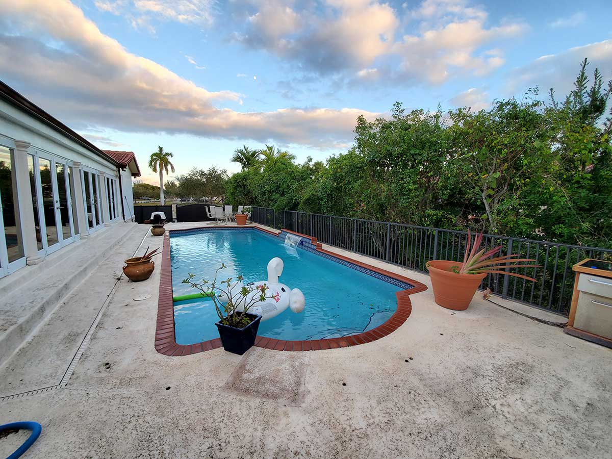 Aventura Alaqua Condominiums